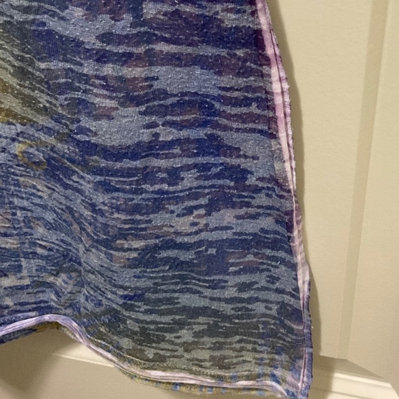 Daytrip Buckle Angel Wing Juniors T-Shirt - Picture 4 of 11